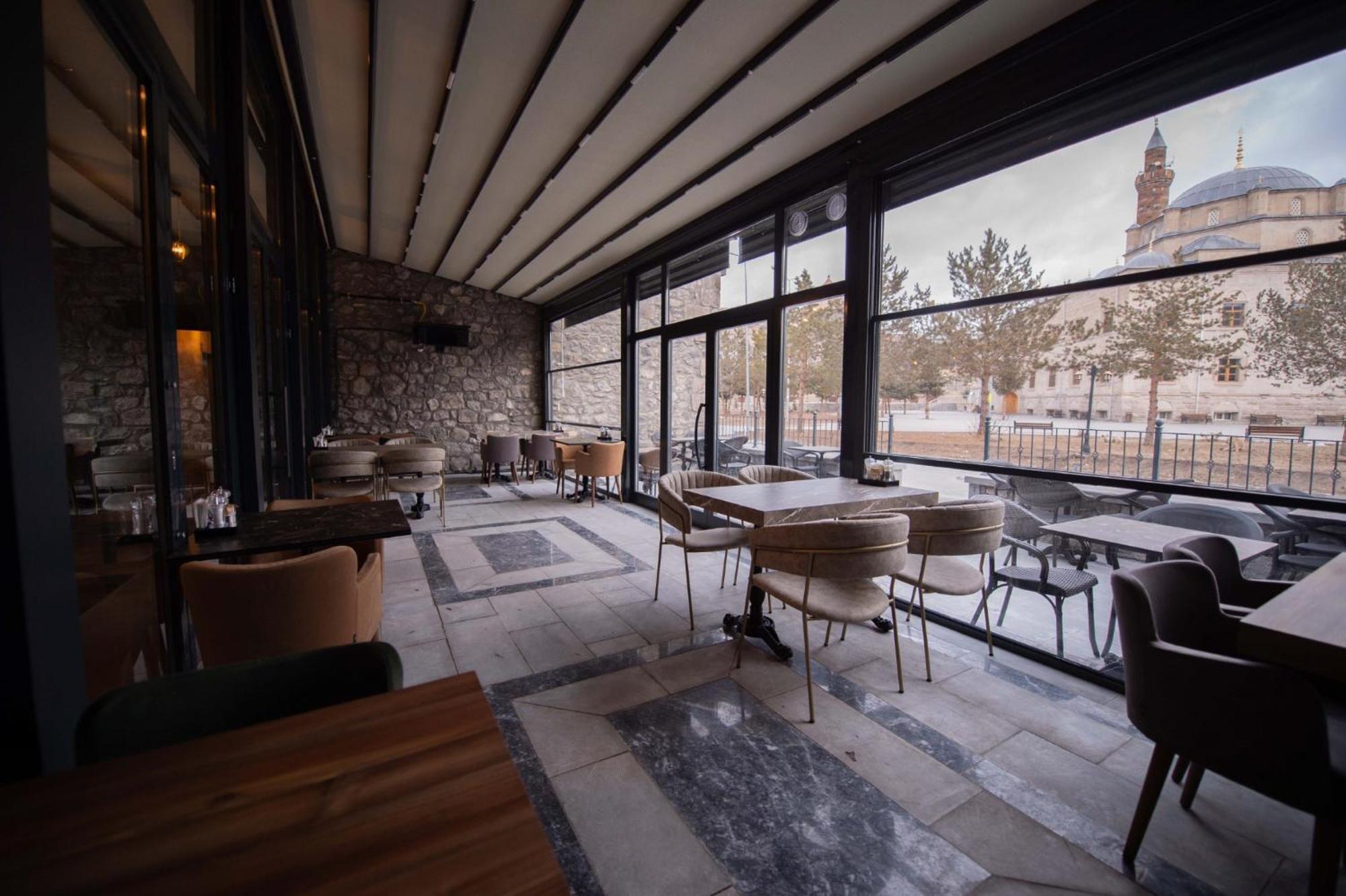 Ahiska Palas Otel Kars Exterior foto
